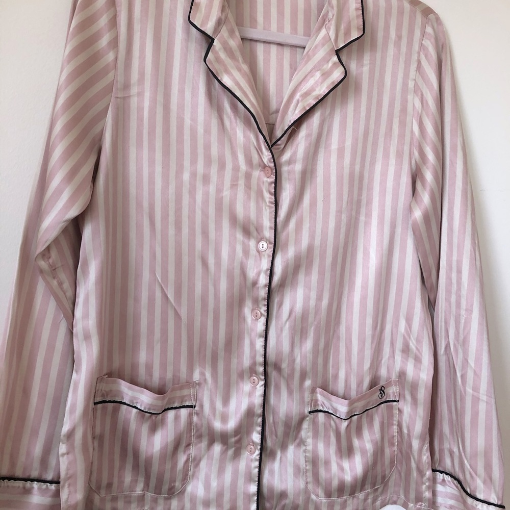 VICTORIAS SECRET VS Stripe Silk Pajamas